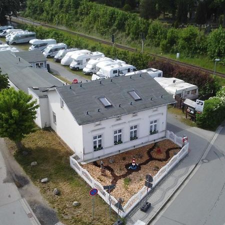 Ahlbeck Zu Den Campern Apartment Херингсдорф Екстериор снимка